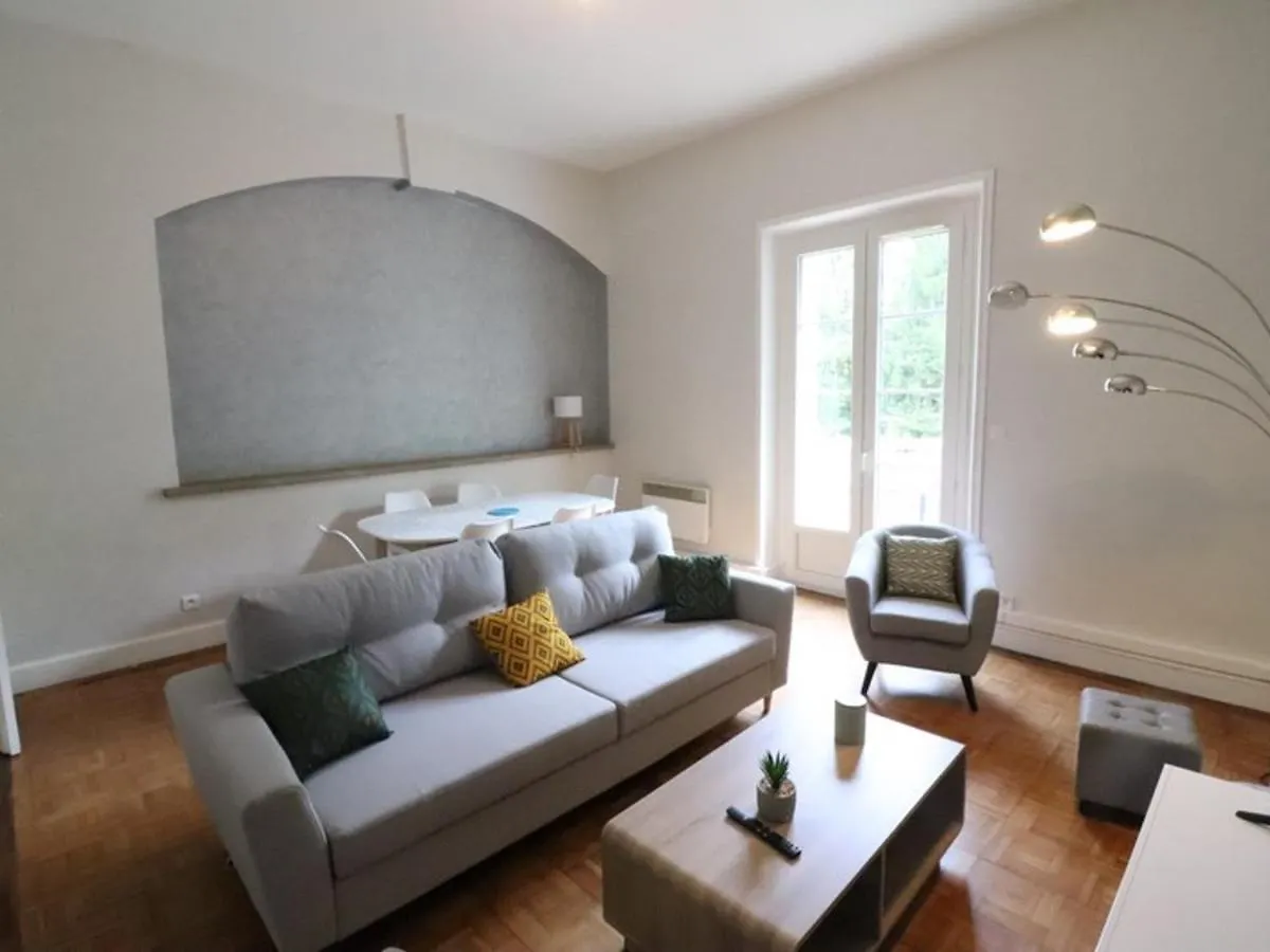 Holiday home Gite En Bord De Lac Avec Terrasse, Jardin Clos, Activites Nautiques Et Proche Sites Touristiques - Fr-1-742-150 Villa Saint-Etienne-Cantales